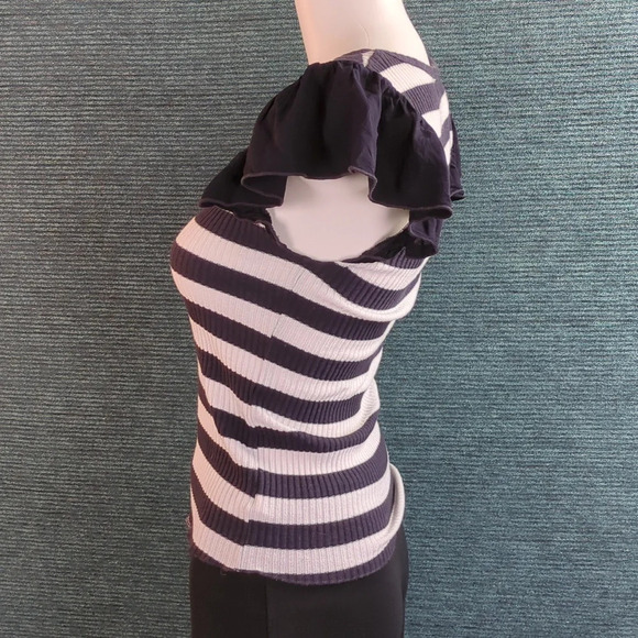 Anthropologie t.la Flutter Sleeve Ribbed Knit Tee - Picture 7 of 10